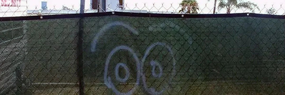 How to remove graffiti from hurricane and netted fencing